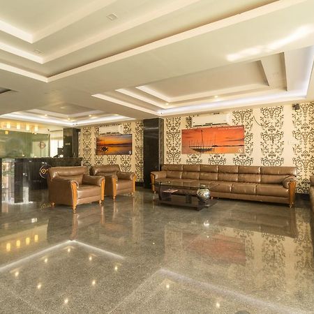 Hotel D' Sapphire グワーハーティー エクステリア 写真